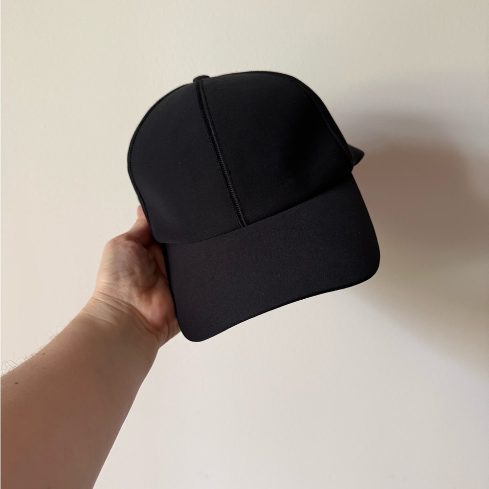 Lululemon Black Athletic Baseball Cap Minimalist Workout Hat Adjustable